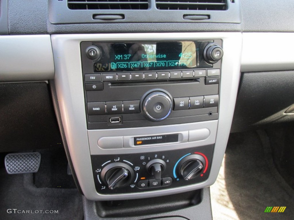 2010 Cobalt LT Sedan - Summit White / Ebony photo #16