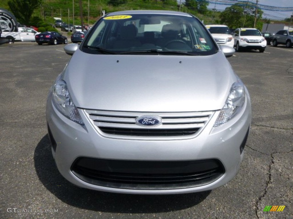 2013 Fiesta S Sedan - Ingot Silver / Charcoal Black/Light Stone photo #6