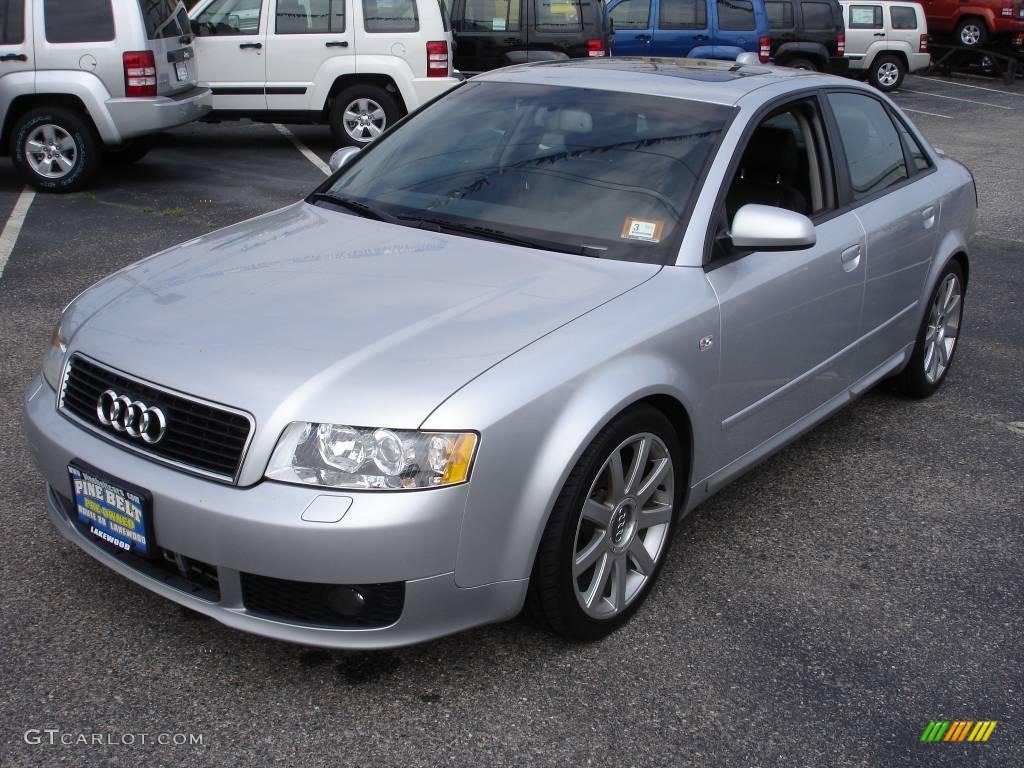 2004 A4 1.8T quattro Sedan - Light Silver Metallic / Ebony photo #1