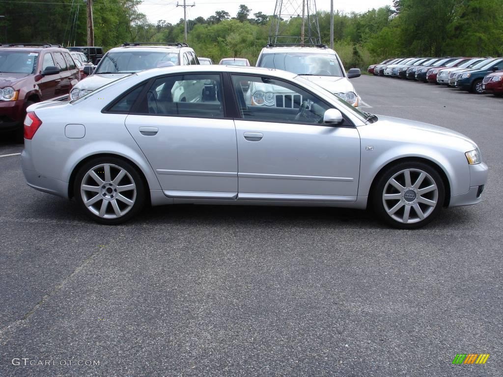 2004 A4 1.8T quattro Sedan - Light Silver Metallic / Ebony photo #3