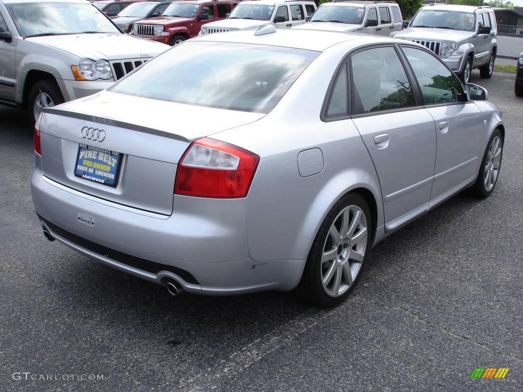 2004 A4 1.8T quattro Sedan - Light Silver Metallic / Ebony photo #4