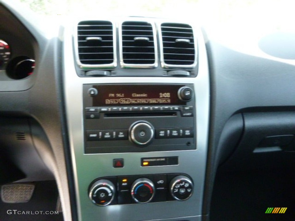 2007 Acadia SLE - Liquid Silver Metallic / Ebony photo #16