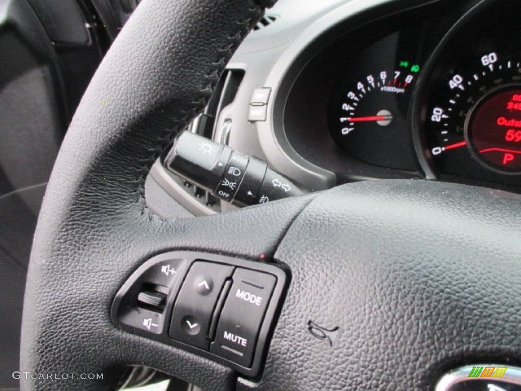 2012 Kia Sportage SX AWD Controls Photo #94011604