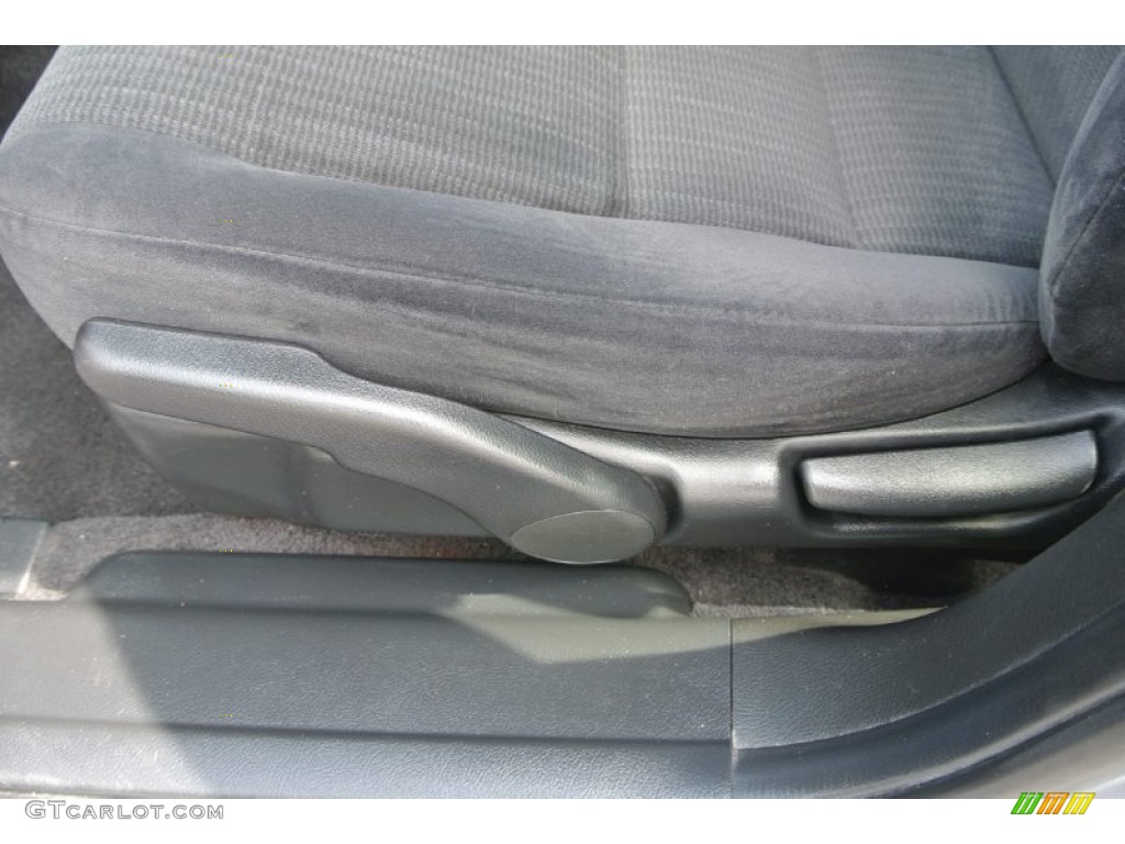 2003 Accord LX Sedan - Satin Silver Metallic / Black photo #9
