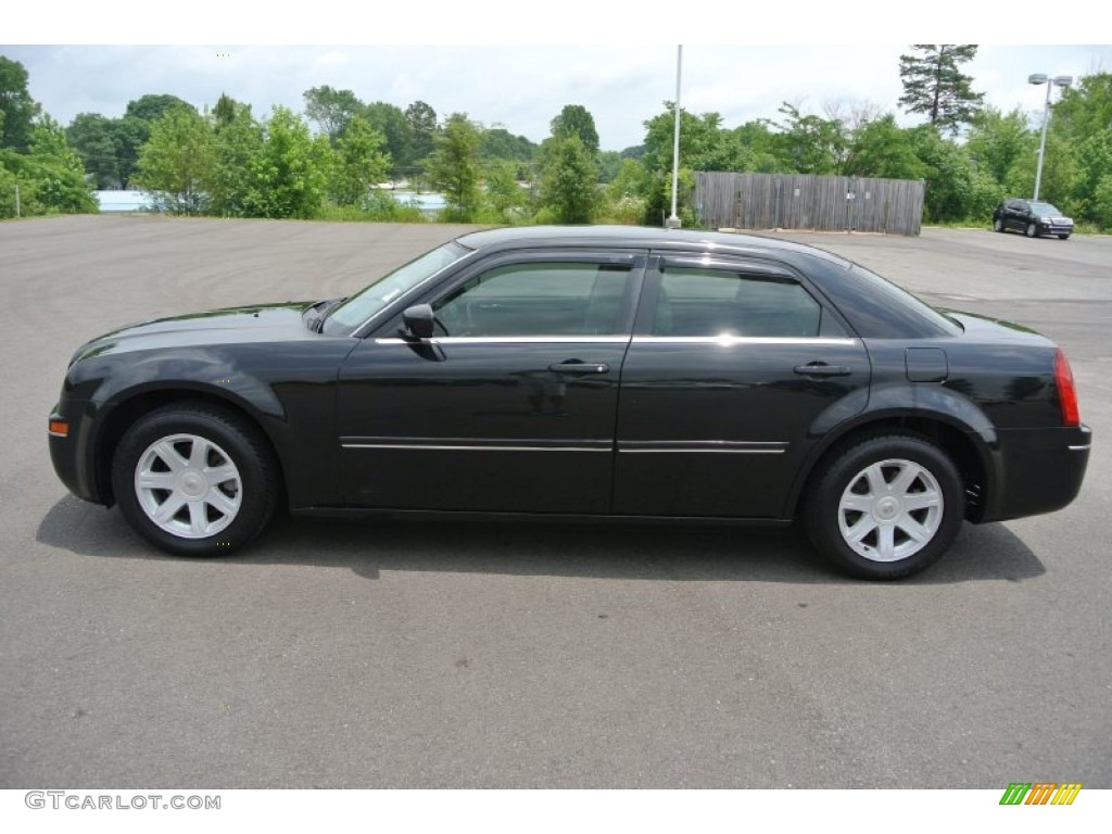 2005 300 Touring - Brilliant Black Crystal Pearl / Dark Slate Gray/Light Graystone photo #3