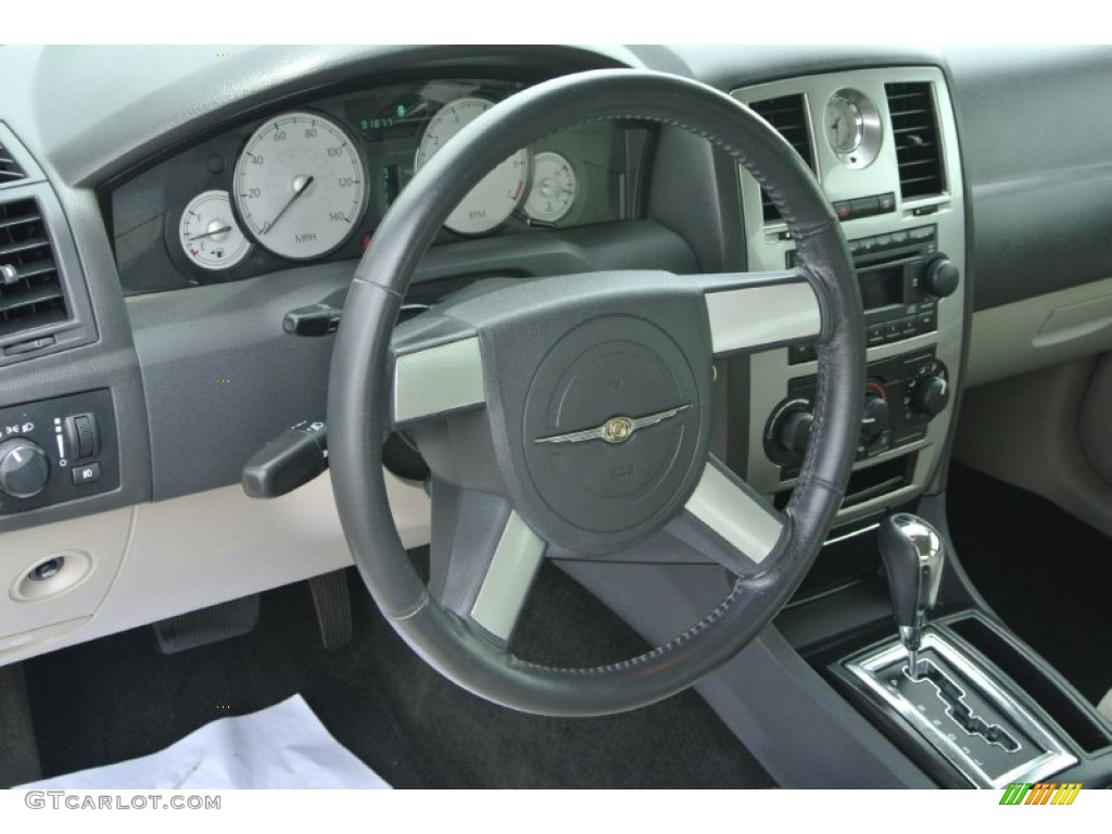 2005 300 Touring - Brilliant Black Crystal Pearl / Dark Slate Gray/Light Graystone photo #26