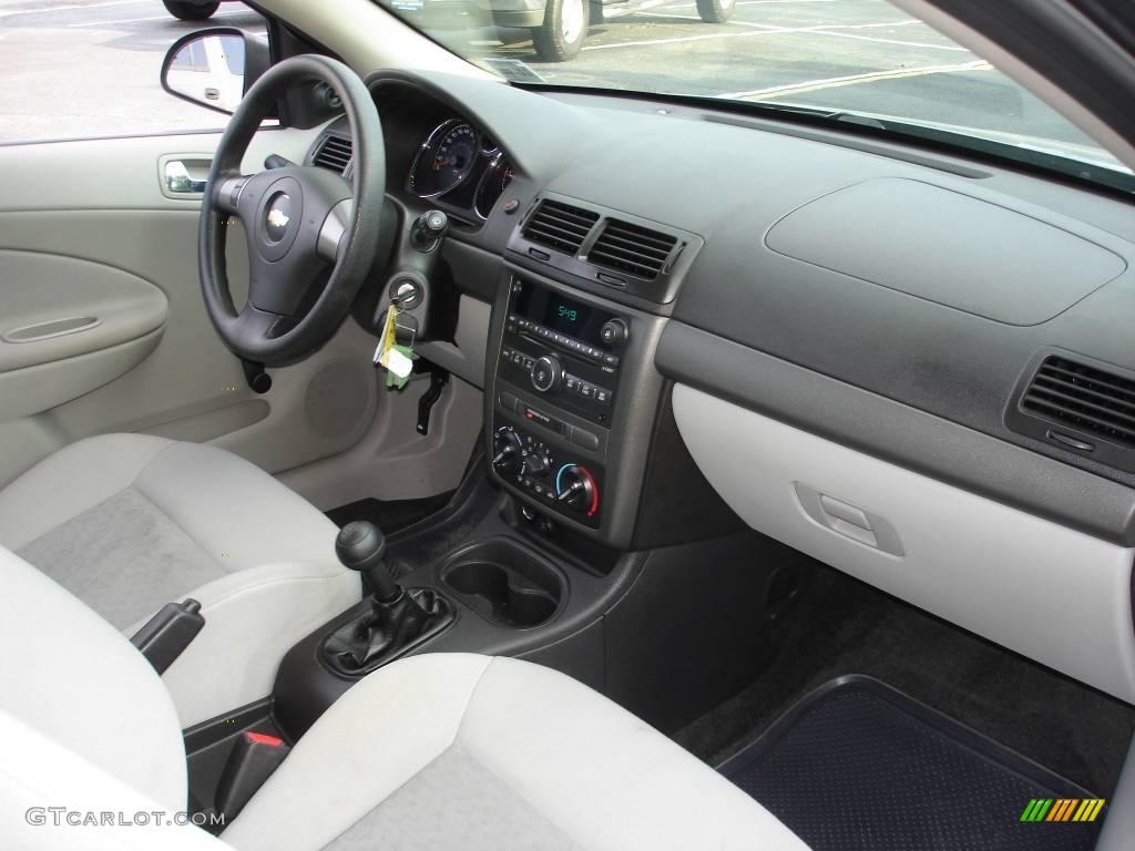 2007 Cobalt LS Coupe - Ultra Silver Metallic / Gray photo #11