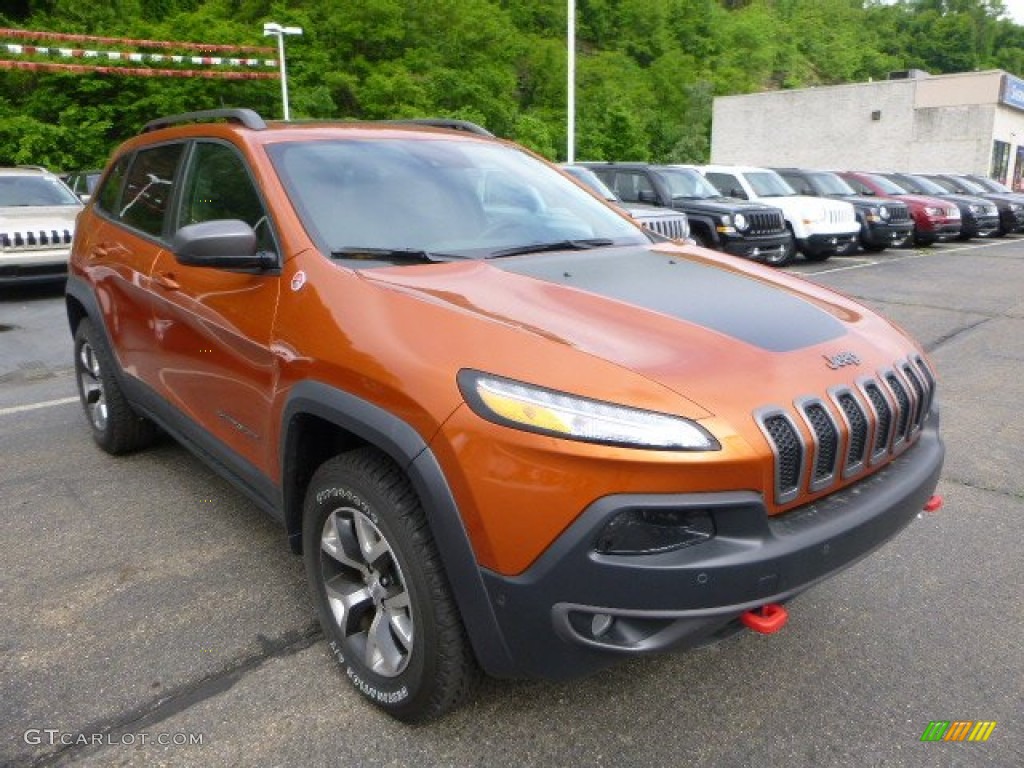 Mango Tango Pearl Coat 2014 Jeep Cherokee Trailhawk 4x4 Exterior Photo #94017199