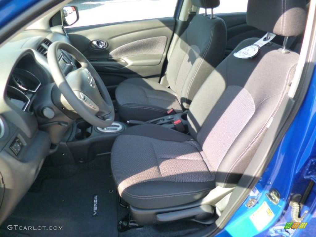 2015 Versa 1.6 SV Sedan - Metallic Blue / Charcoal photo #15