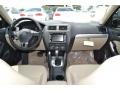 Black - Jetta SE Sedan Photo No. 5