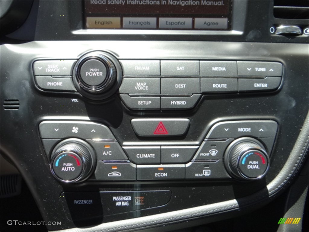 2013 Kia Optima Hybrid EX Controls Photo #94024786