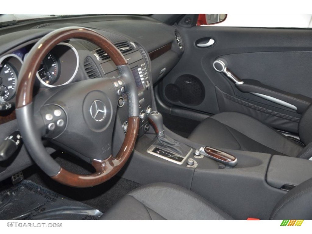 2006 Mercedes-Benz SLK 350 Roadster Black Dashboard Photo #94028134