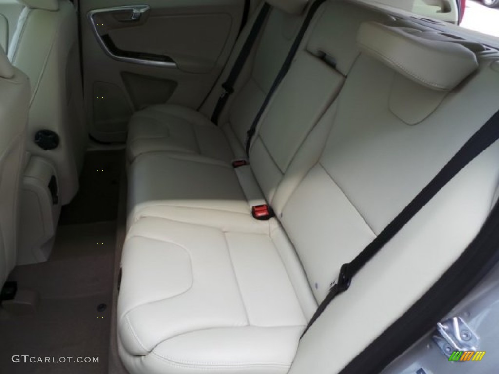 2015 Volvo XC60 T5 Drive-E Rear Seat Photo #94028977