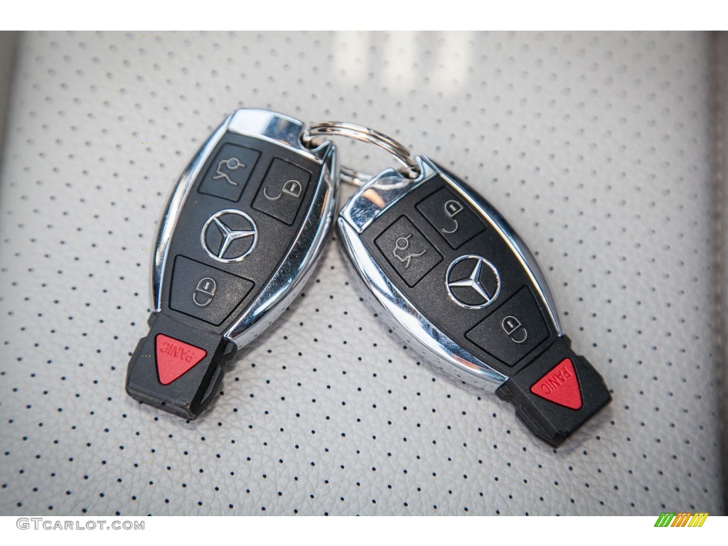 2013 Mercedes-Benz E 350 Sedan Keys Photos