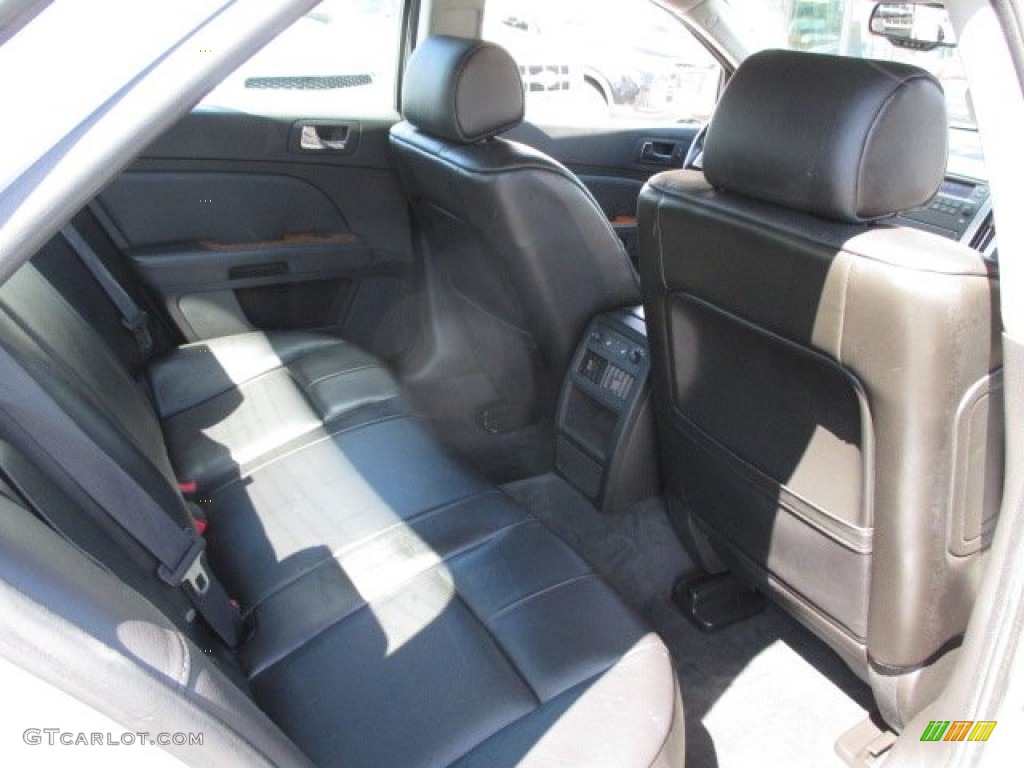 2009 STS 4 V6 AWD - Radiant Silver / Ebony photo #18