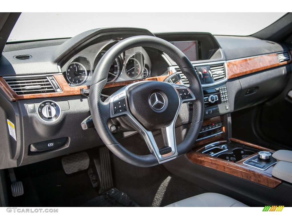 2013 Mercedes-Benz E 350 Sedan Ash/Dark Grey Dashboard Photo #94034719