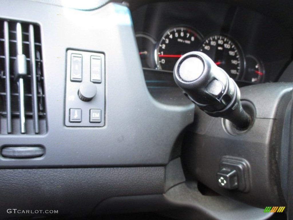 2009 STS 4 V6 AWD - Radiant Silver / Ebony photo #32