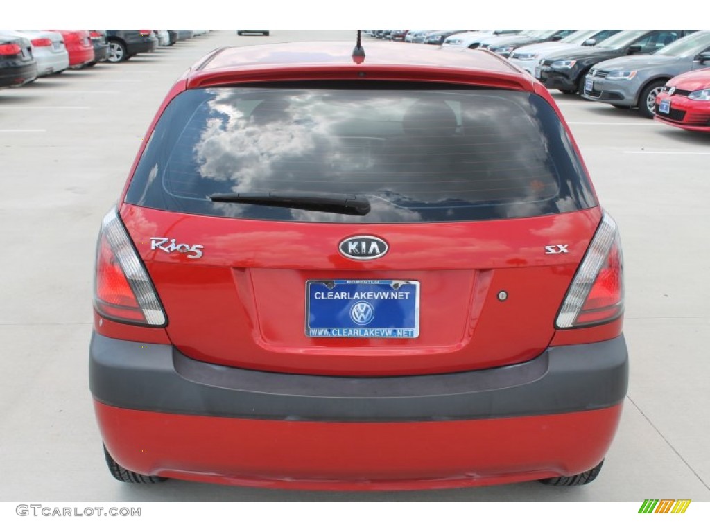 2008 Rio Rio5 SX Hatchback - Tropical Red / Gray photo #8