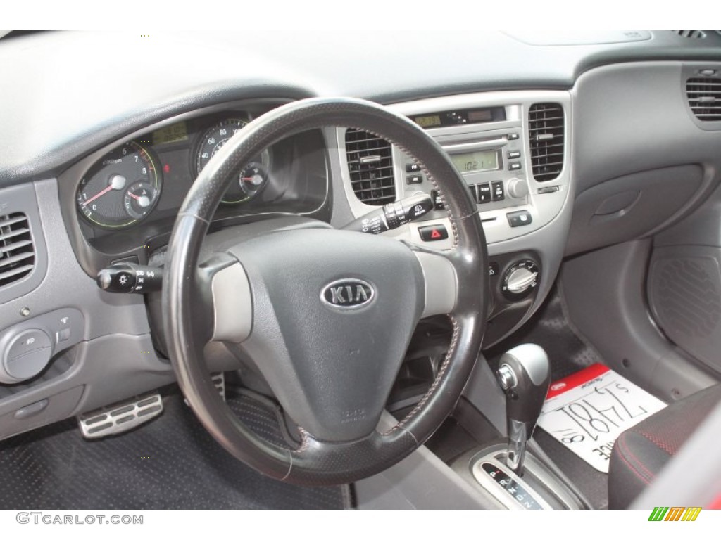 2008 Rio Rio5 SX Hatchback - Tropical Red / Gray photo #14