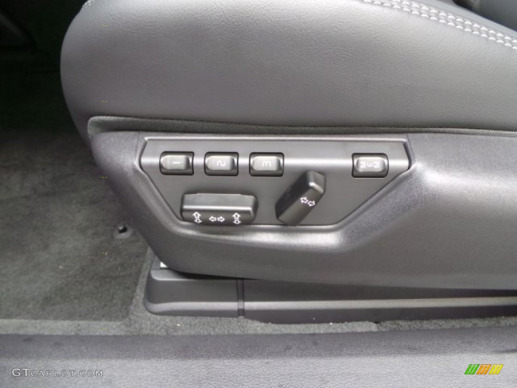 2014 Volvo XC90 3.2 R-Design AWD Controls Photo #94036390