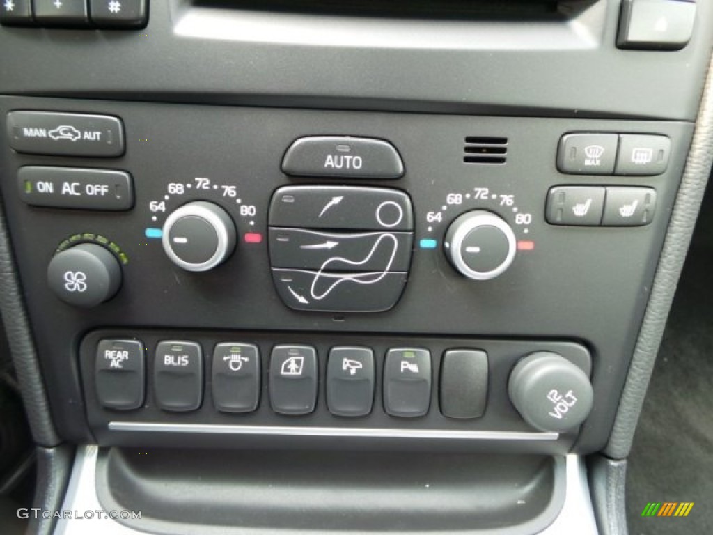 2014 Volvo XC90 3.2 R-Design AWD Controls Photo #94036510