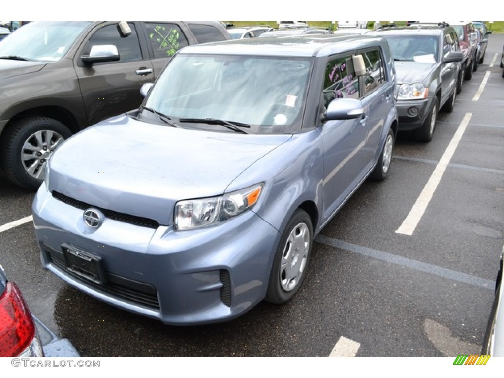 2012 xB  - Stingray Metallic / Dark Gray photo #4