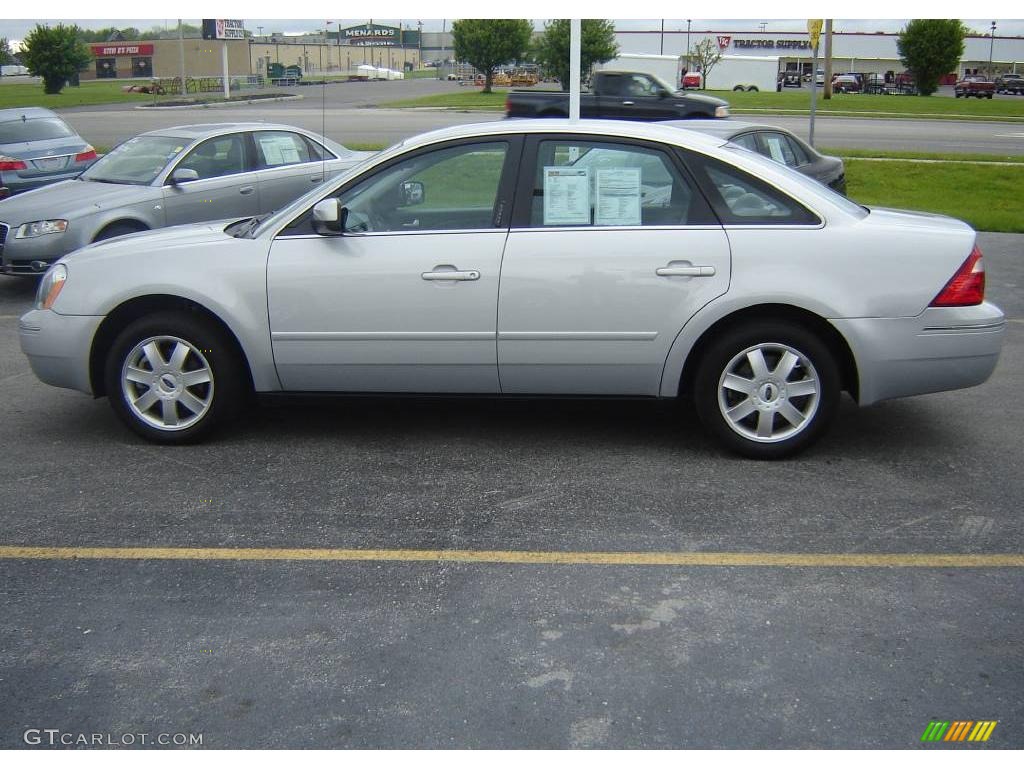 2005 Five Hundred SE AWD - Silver Frost Metallic / Shale Grey photo #2