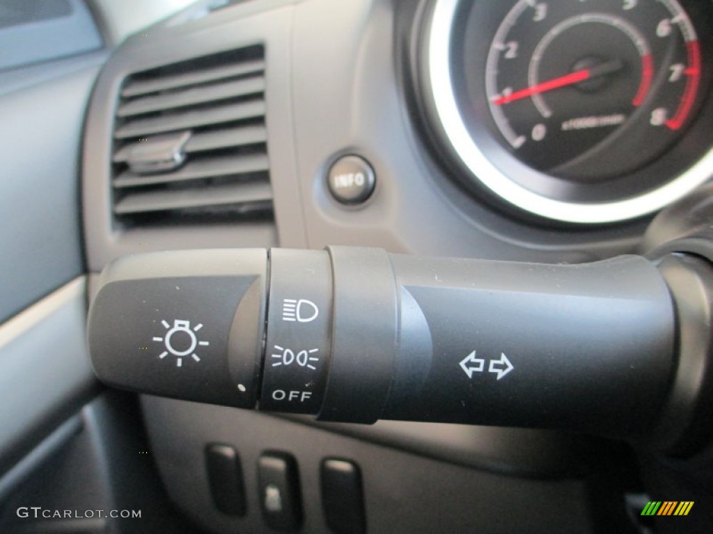 2014 Mitsubishi Lancer SE AWC Controls Photo #94039908