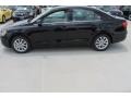 Black - Jetta SE Sedan Photo No. 4