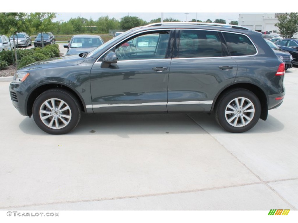 Flint Gray Metallic 2014 Volkswagen Touareg TDI Sport 4Motion Exterior Photo #94043623