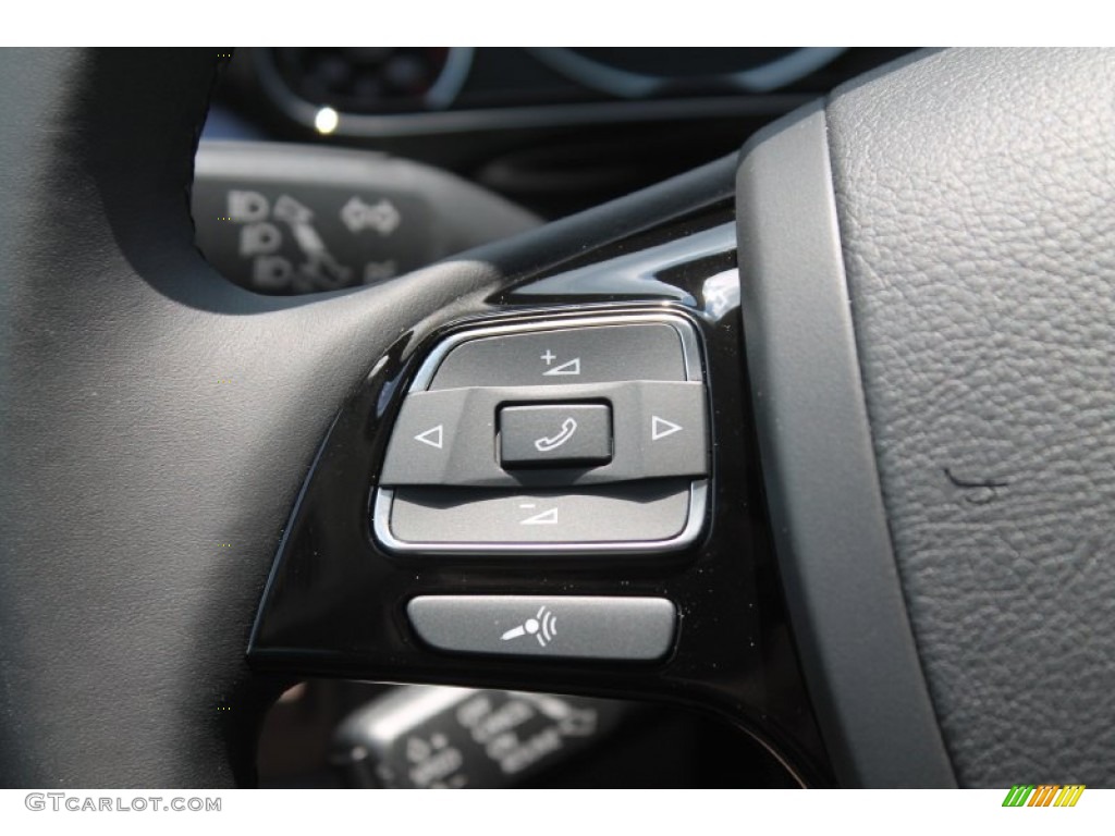 2014 Volkswagen Touareg TDI Sport 4Motion Controls Photo #94043902