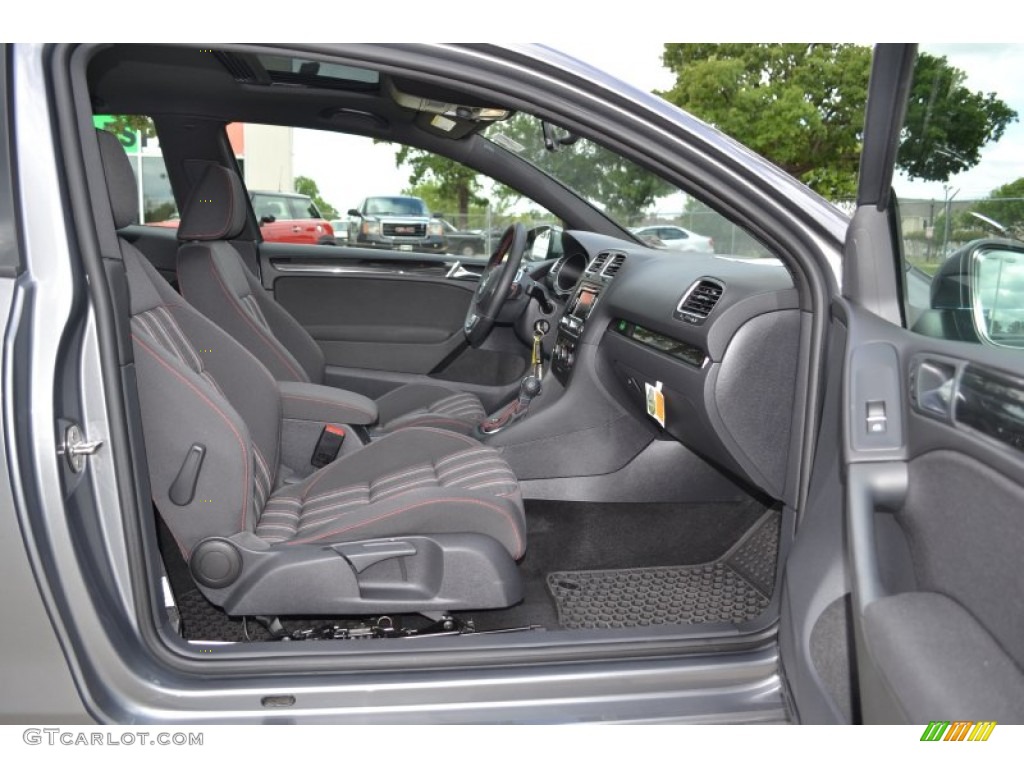 2013 GTI 2 Door - United Gray Metallic / Interlagos Plaid Cloth photo #10
