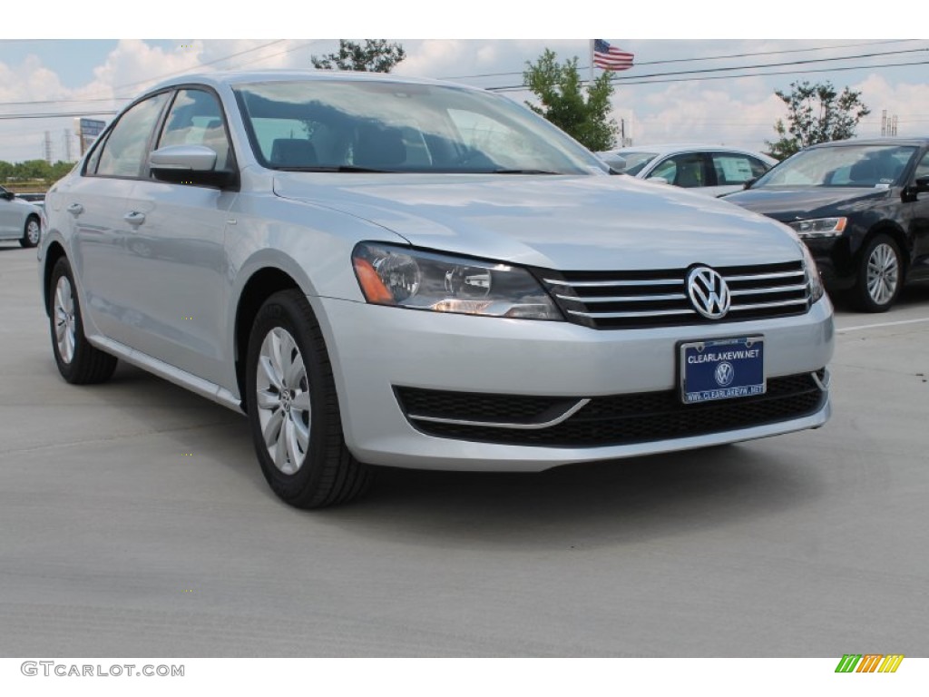 2014 Passat 1.8T Wolfsburg Edition - Reflex Silver Metallic / Titan Black photo #1