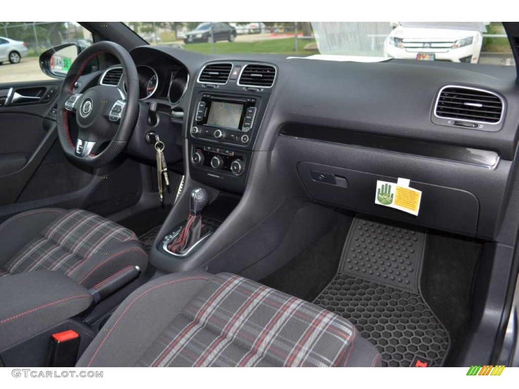 2013 GTI 2 Door - United Gray Metallic / Interlagos Plaid Cloth photo #22