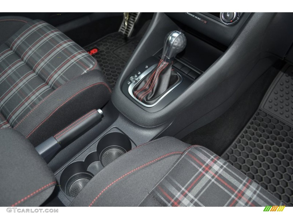 2013 GTI 2 Door - United Gray Metallic / Interlagos Plaid Cloth photo #24