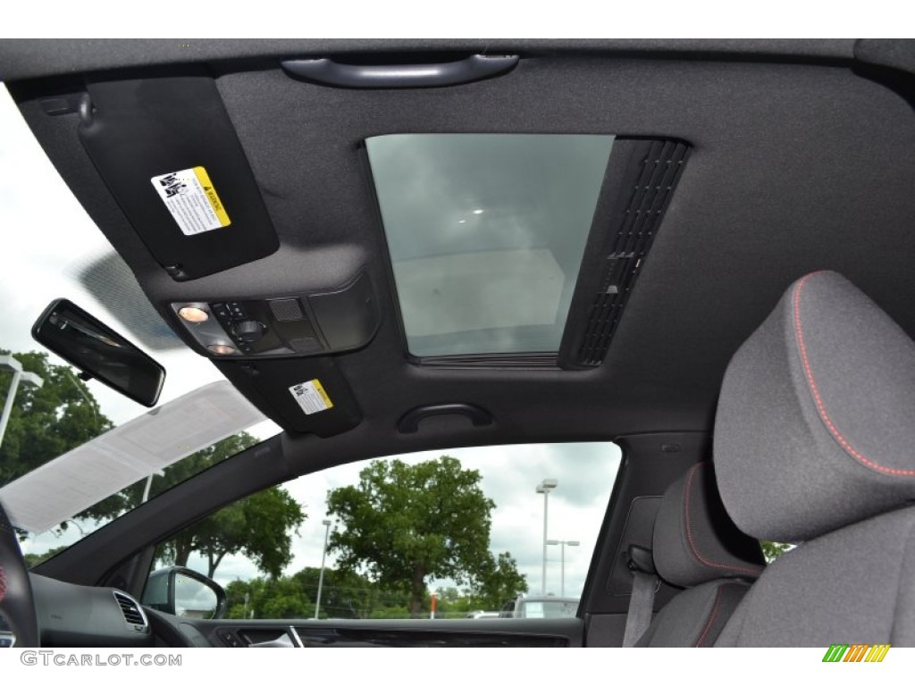 2013 GTI 2 Door - United Gray Metallic / Interlagos Plaid Cloth photo #28