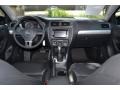 Black Uni - Jetta SE Sedan Photo No. 14