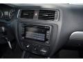 Black Uni - Jetta SE Sedan Photo No. 17