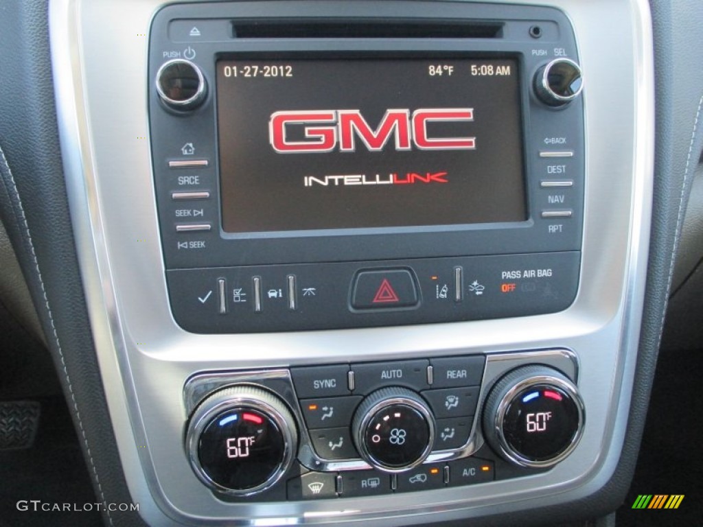 2014 GMC Acadia SLT AWD Controls Photos