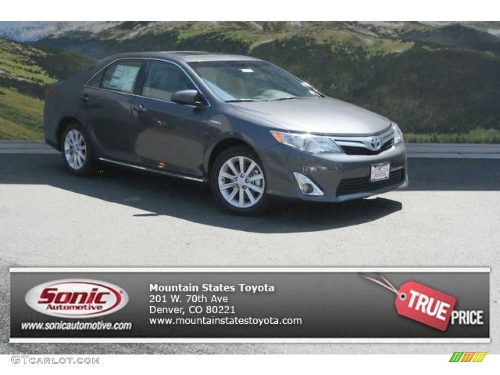 2014 Camry Hybrid XLE - Magnetic Gray Metallic / Ash photo #1