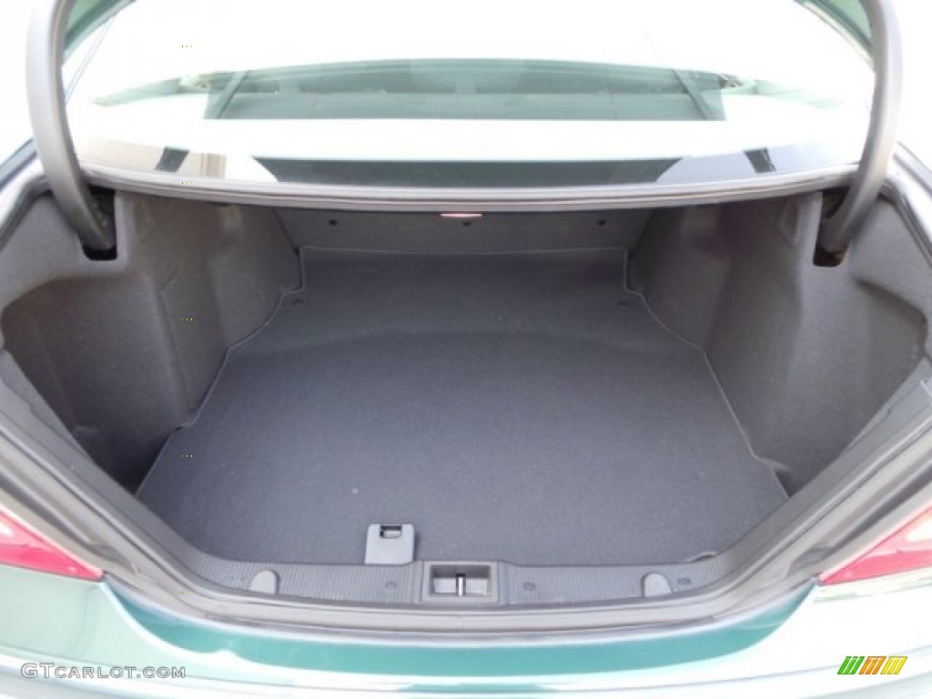 2001 Mercedes-Benz C 320 Sedan Trunk Photos
