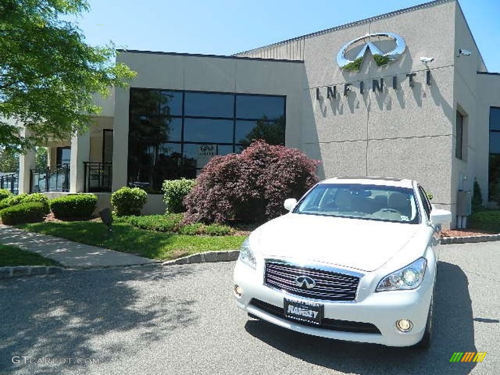 2012 M 37x AWD Sedan - Moonlight White / Wheat photo #1