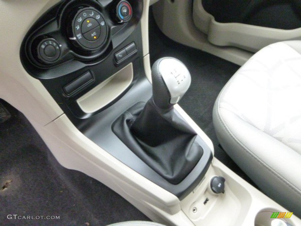 2011 Ford Fiesta SE Hatchback 5 Speed Manual Transmission Photo #94055490