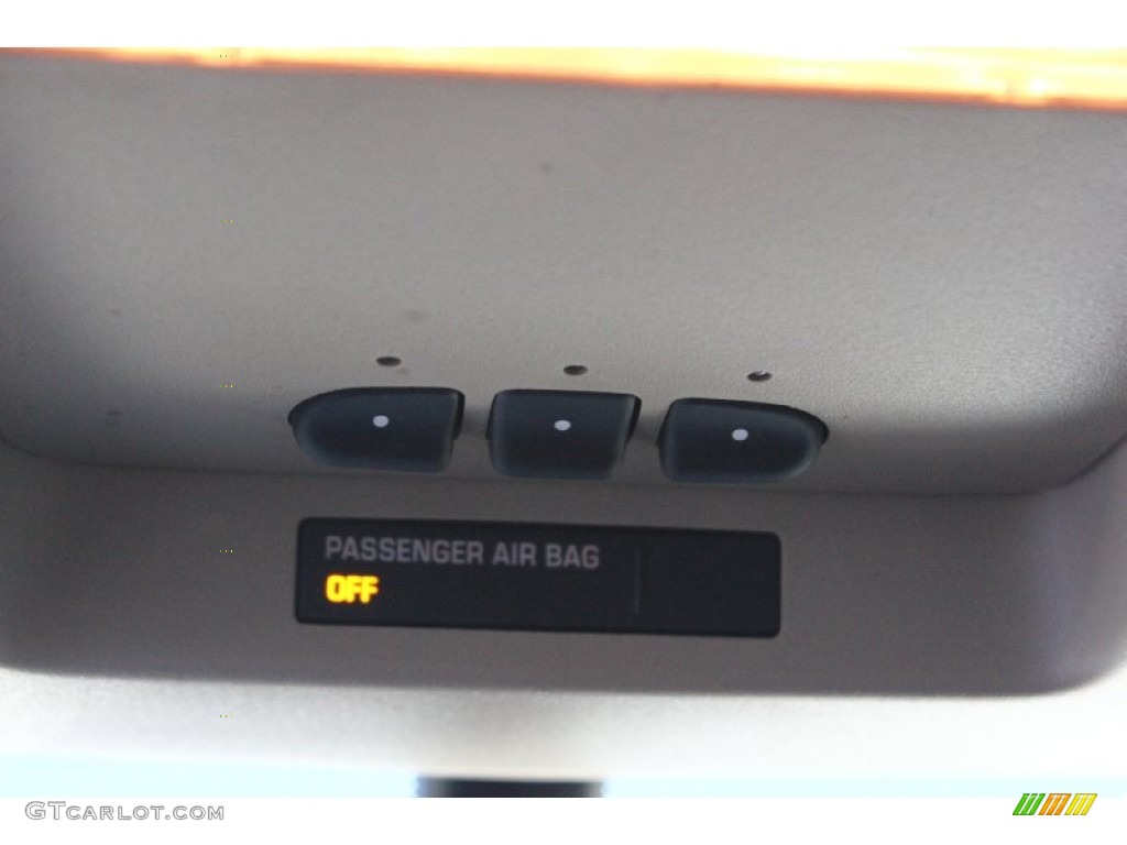 2012 Tahoe LTZ - Summit White / Light Cashmere/Dark Cashmere photo #28