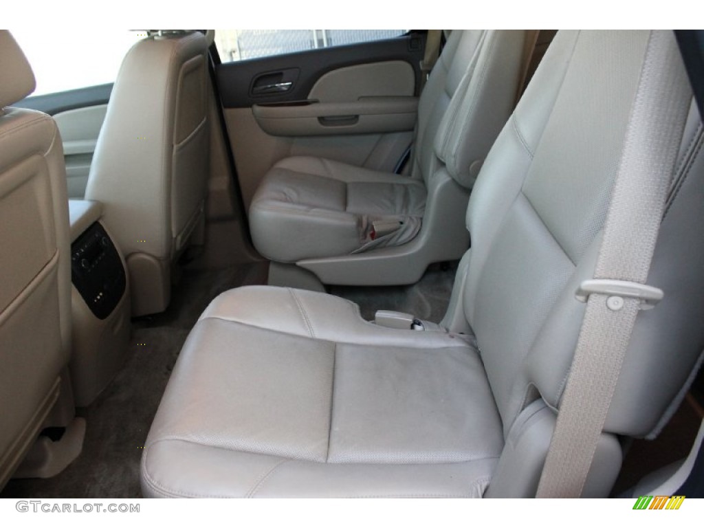 2012 Tahoe LTZ - Summit White / Light Cashmere/Dark Cashmere photo #35