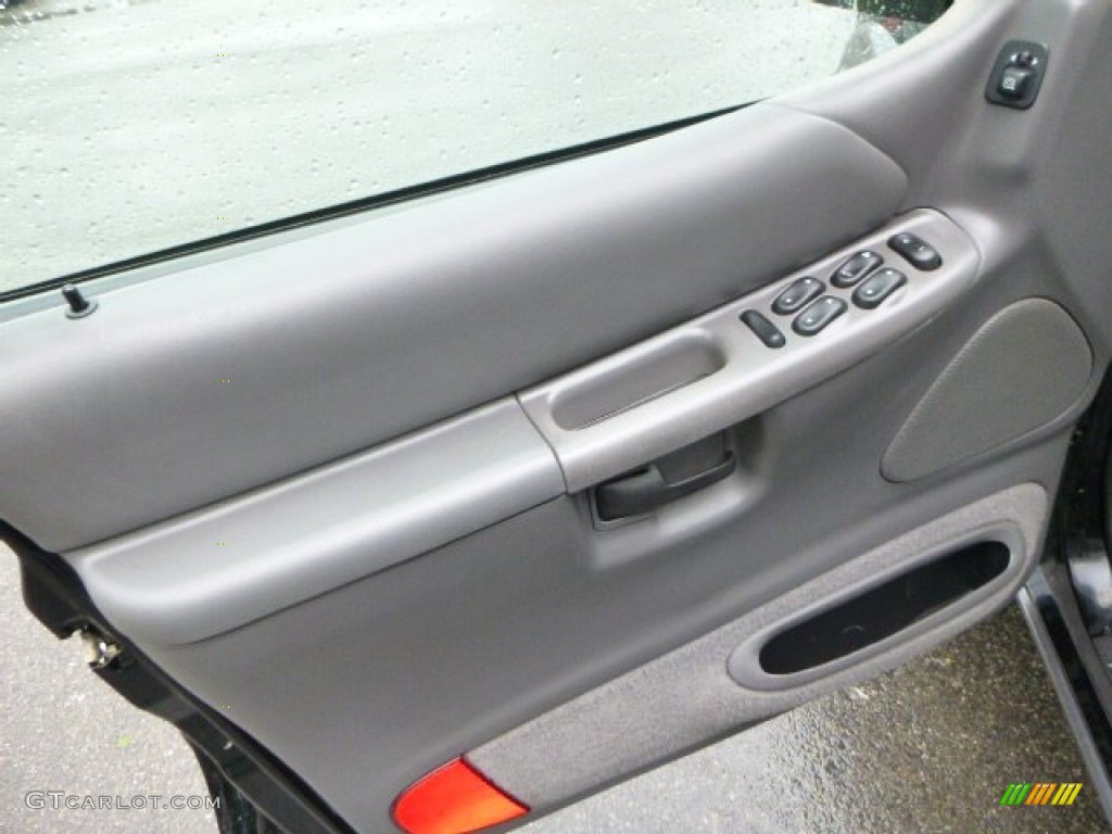 2000 Ford Explorer XLT 4x4 Door Panel Photos