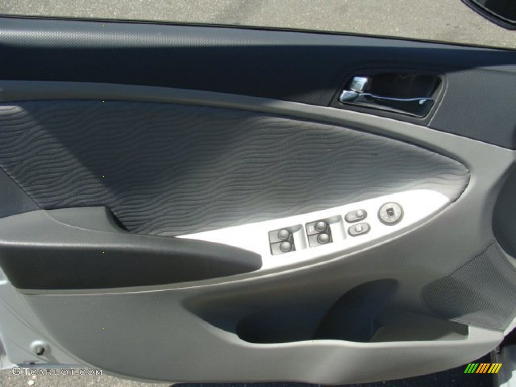 2012 Accent GLS 4 Door - Ironman Silver / Gray photo #7