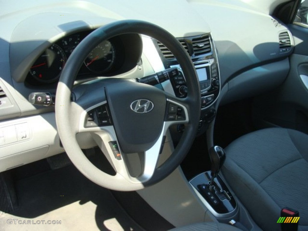 2012 Accent GLS 4 Door - Ironman Silver / Gray photo #9