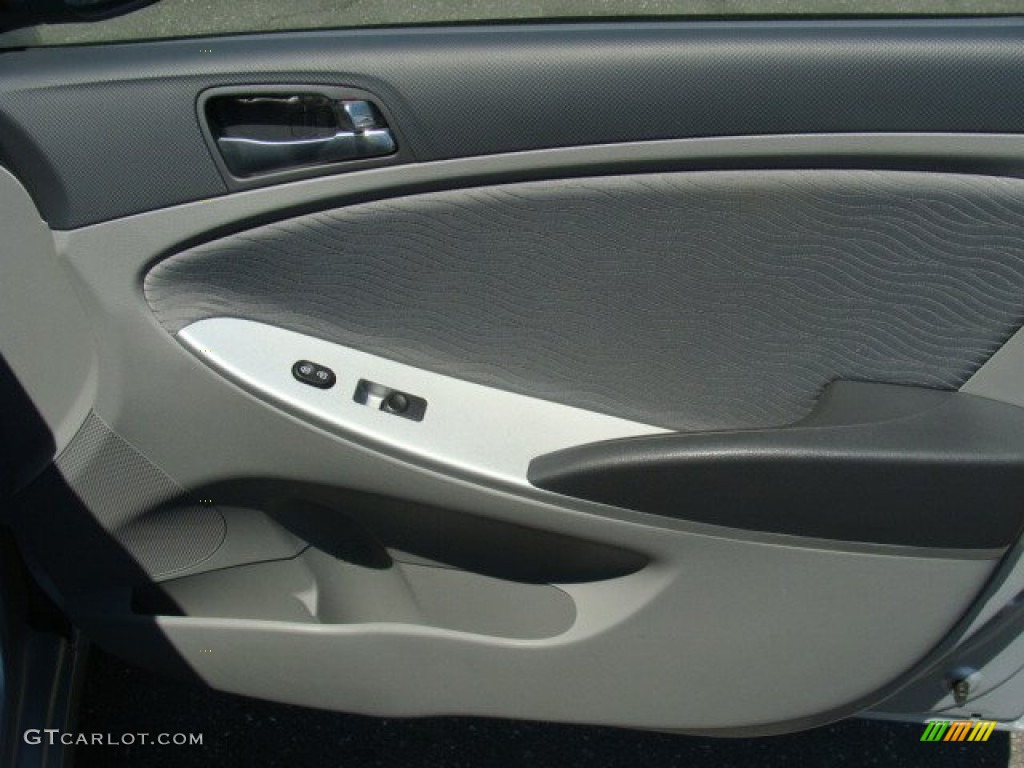 2012 Accent GLS 4 Door - Ironman Silver / Gray photo #24