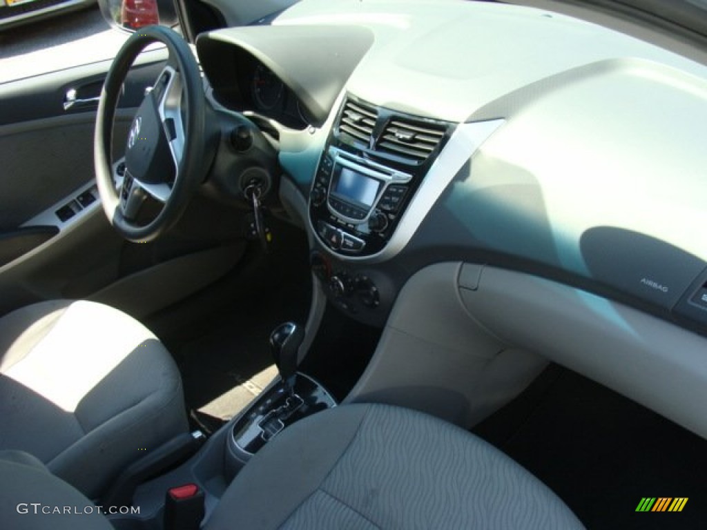 2012 Accent GLS 4 Door - Ironman Silver / Gray photo #25